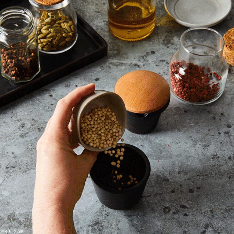 楽天市場】スパイスグラインダー ミル すり鉢 鋳物製 木製フタ付