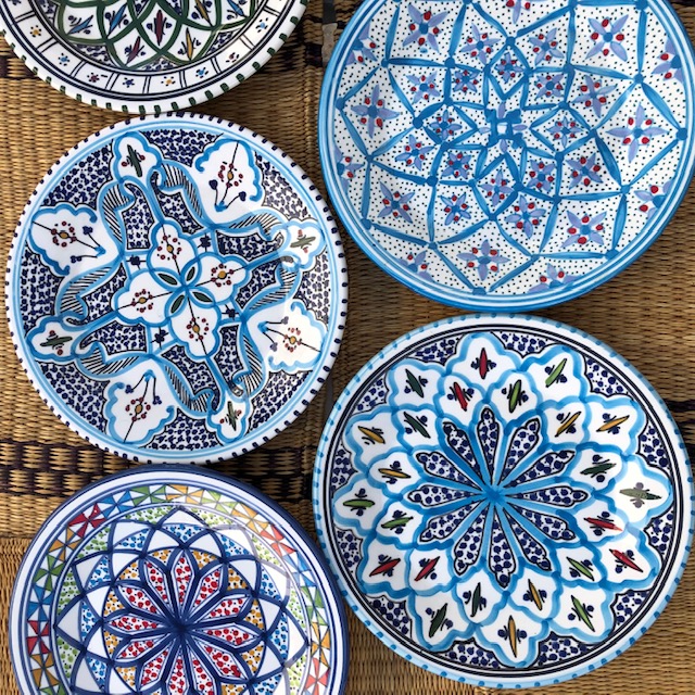 楽天市場】チュニジア・ナブールの陶器 24cm 平皿サークル 甘く人を