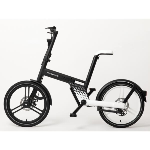 black-white.jpg?fitin=720:720