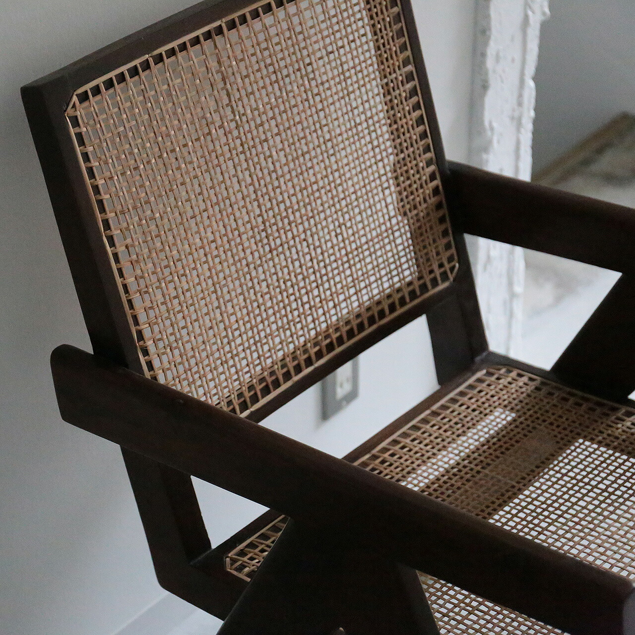 楽天市場】ピエール・ジャンヌレ イージーチェア ラウンジチェア