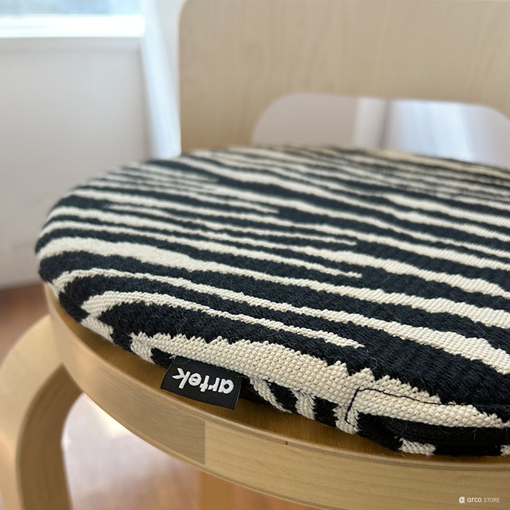 楽天市場】Artek (アルテック) シートドッツ ZEBRA シートクッション
