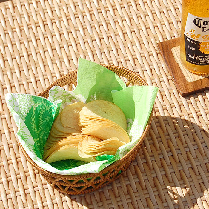 楽天市場】アタで編まれた楕円形の アジアン ラティスバスケット 小物