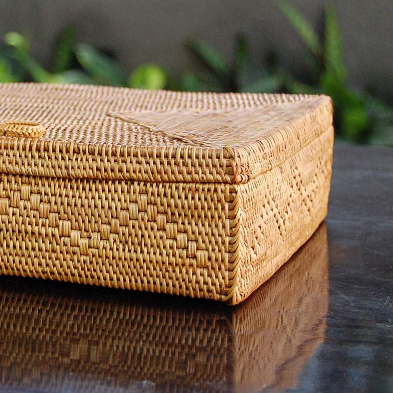 楽天市場】アタで編まれた四角いフタ付きボックス型バスケット 柄あり