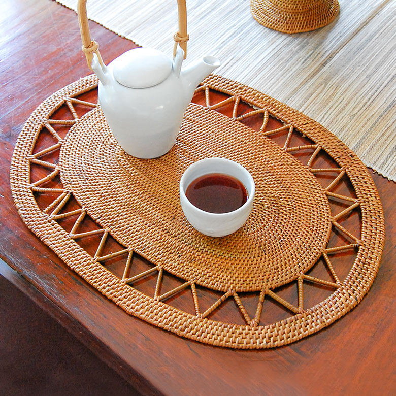 楽天市場】アタで編まれた楕円形ラティスデザインのランチョンマット