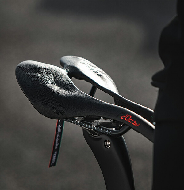 楽天市場】サドル 自転車 SELLE SMP F20Cs.i. ブラック 穴あきサドル