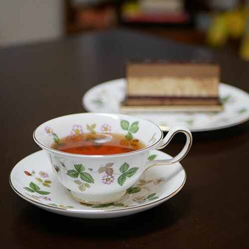 楽天市場】ウェッジウッド ワイルドストロベリー プレート 20cm