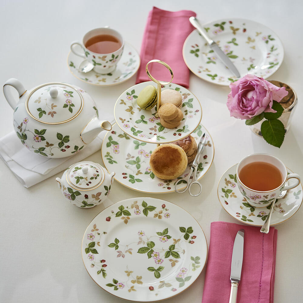 楽天市場】ウェッジウッド ワイルドストロベリー ティーカップ