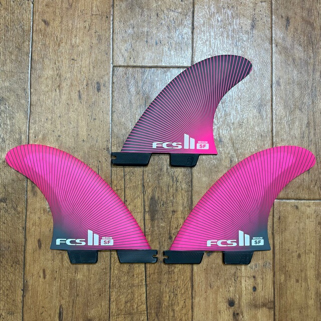 楽天市場】FCS2 FIN エフシーエス フィン SF SALLY FITZGIBBONS PC TRI