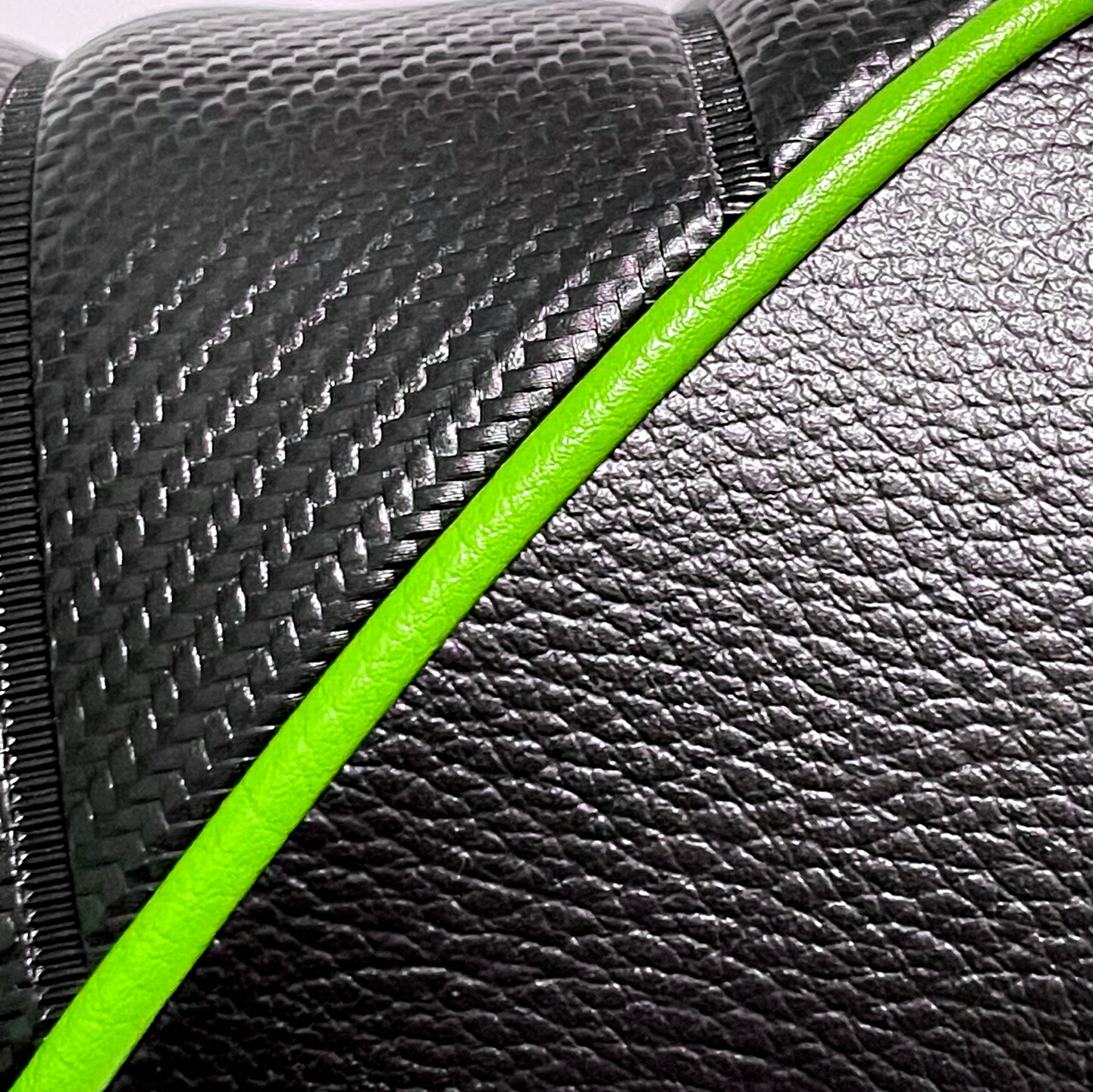 楽天市場】Z900RS カスタム シートカバー タンデムベルト付 カーボン