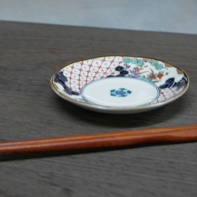 楽天市場】染錦古伊万里 小皿 間取錦草花 径12x高2cm美濃焼 和食器