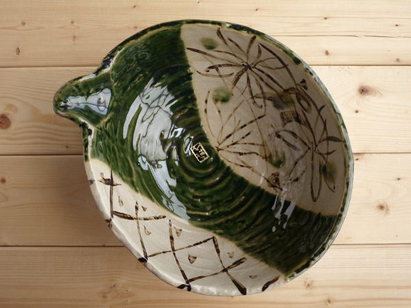 楽天市場】美濃焼 手描き織部間取花片口大鉢【24.5x21cm】【Bowl,made