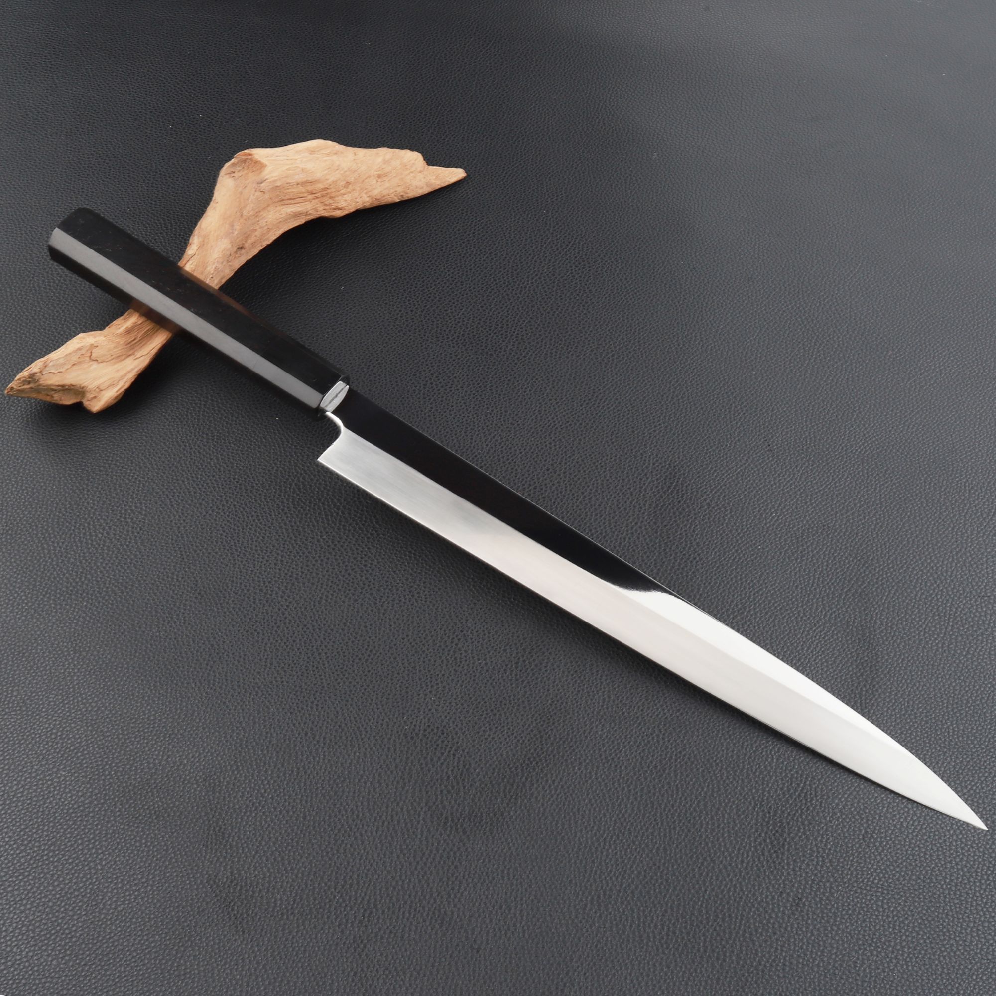 楽天市場】勘所型牛刀 9寸（刃渡り270mm） ウルトラ鏡面仕上げ 和包丁