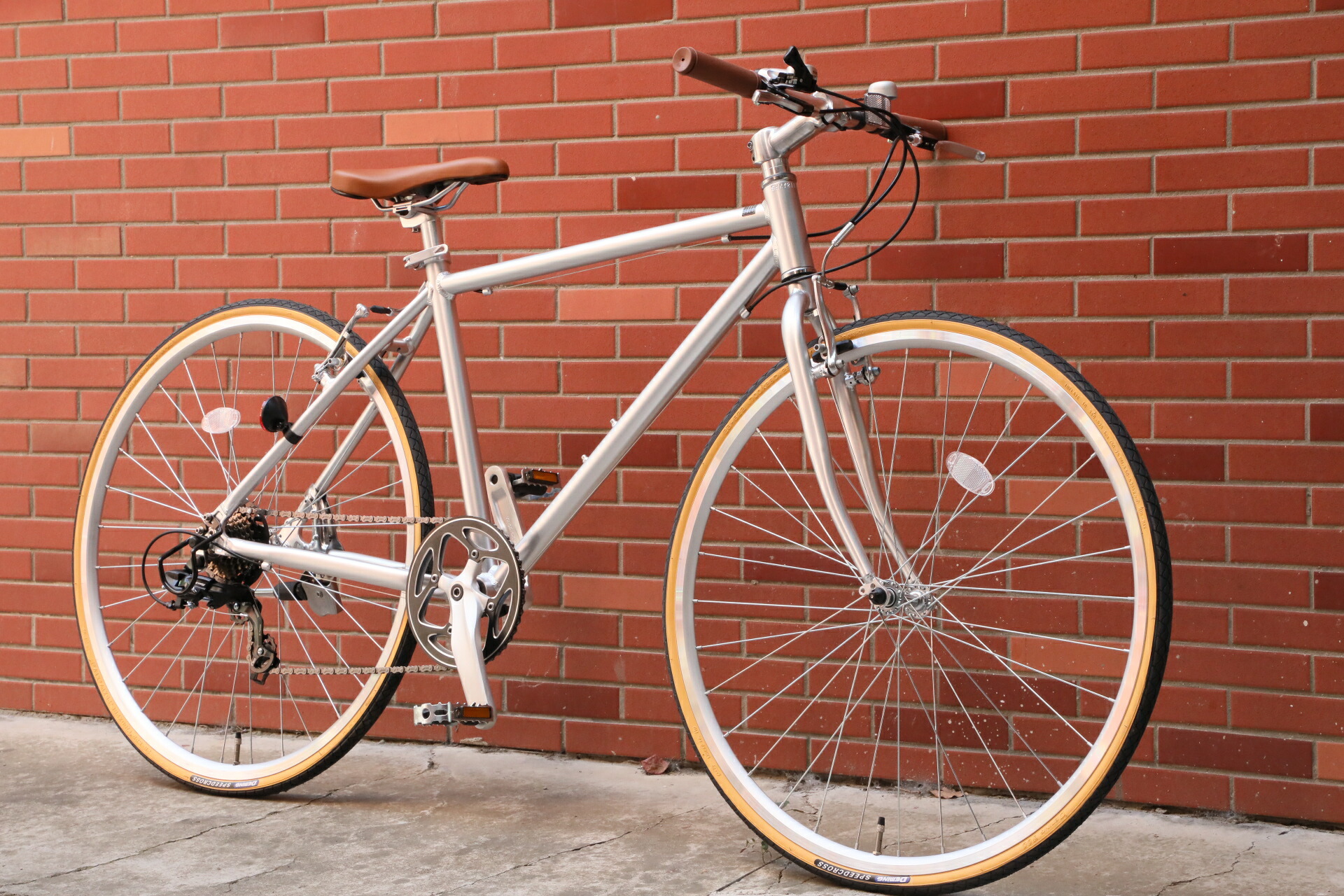 楽天市場】クロスバイク アルミ製 自転車 送料無料 8割完成車 シマノ 7