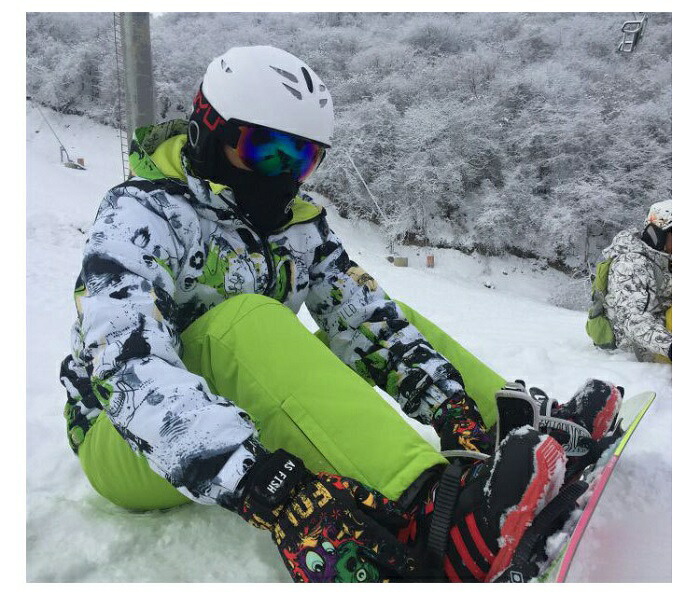 楽天市場】【スーパーセールー特典☆2000円OFF】スキーウェア