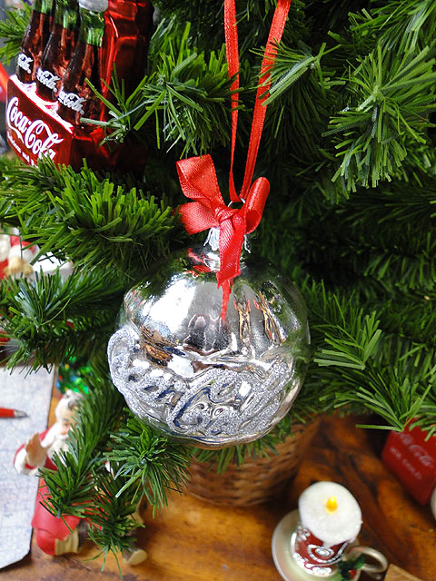 楽天市場】コカ・コーラブランド クリスマスオーナメント （オーブ