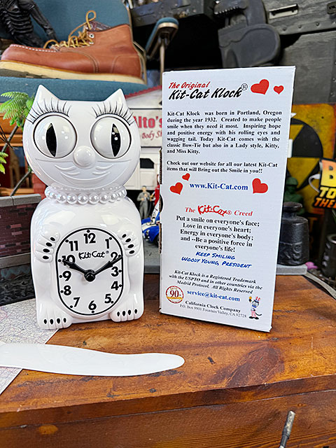 楽天市場】キット キャット クロック （ホワイトレディ） MADE IN