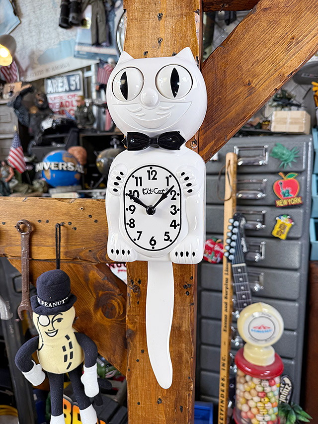 楽天市場】キットキャット クロック （ホワイトジェントルマン） MADE