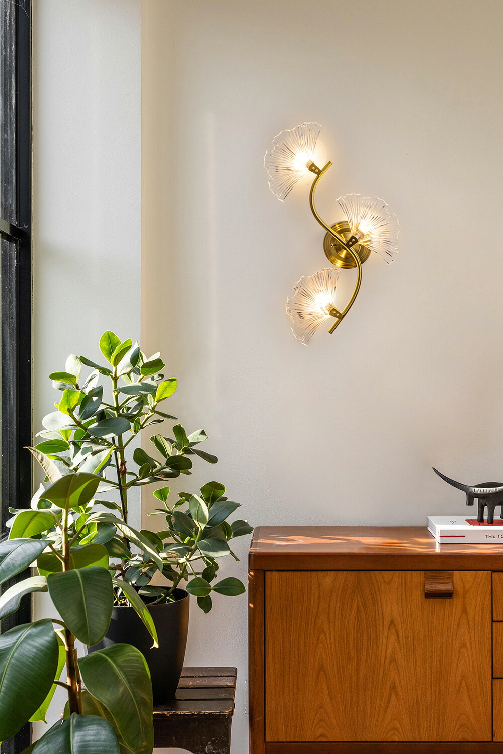 POP DESIGN 壁掛けランプ(等身大ヌ-ド)