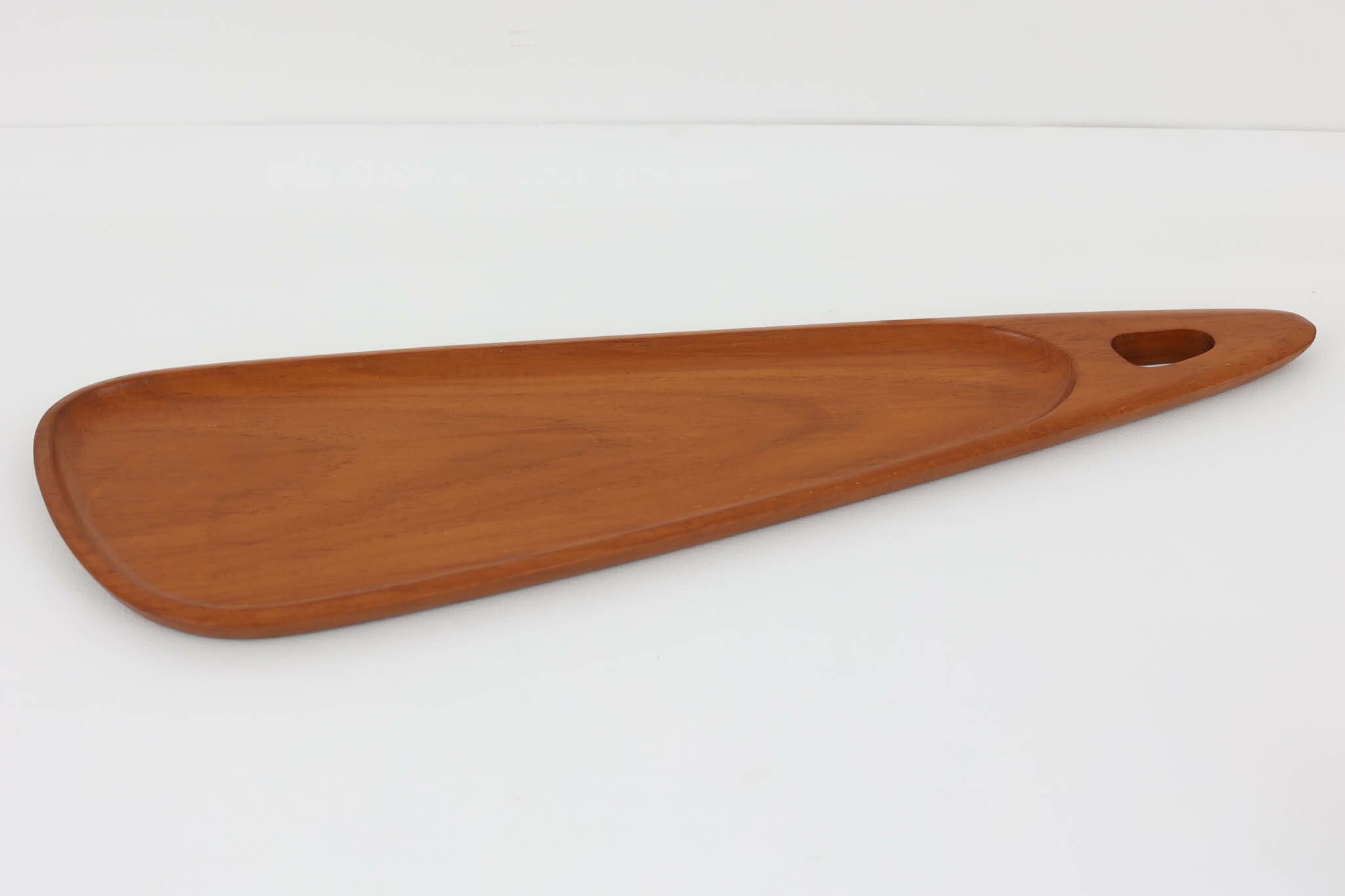 楽天市場】スウェーデン製 AKTA BANGKOK TEAK チーク無垢材のトレイ