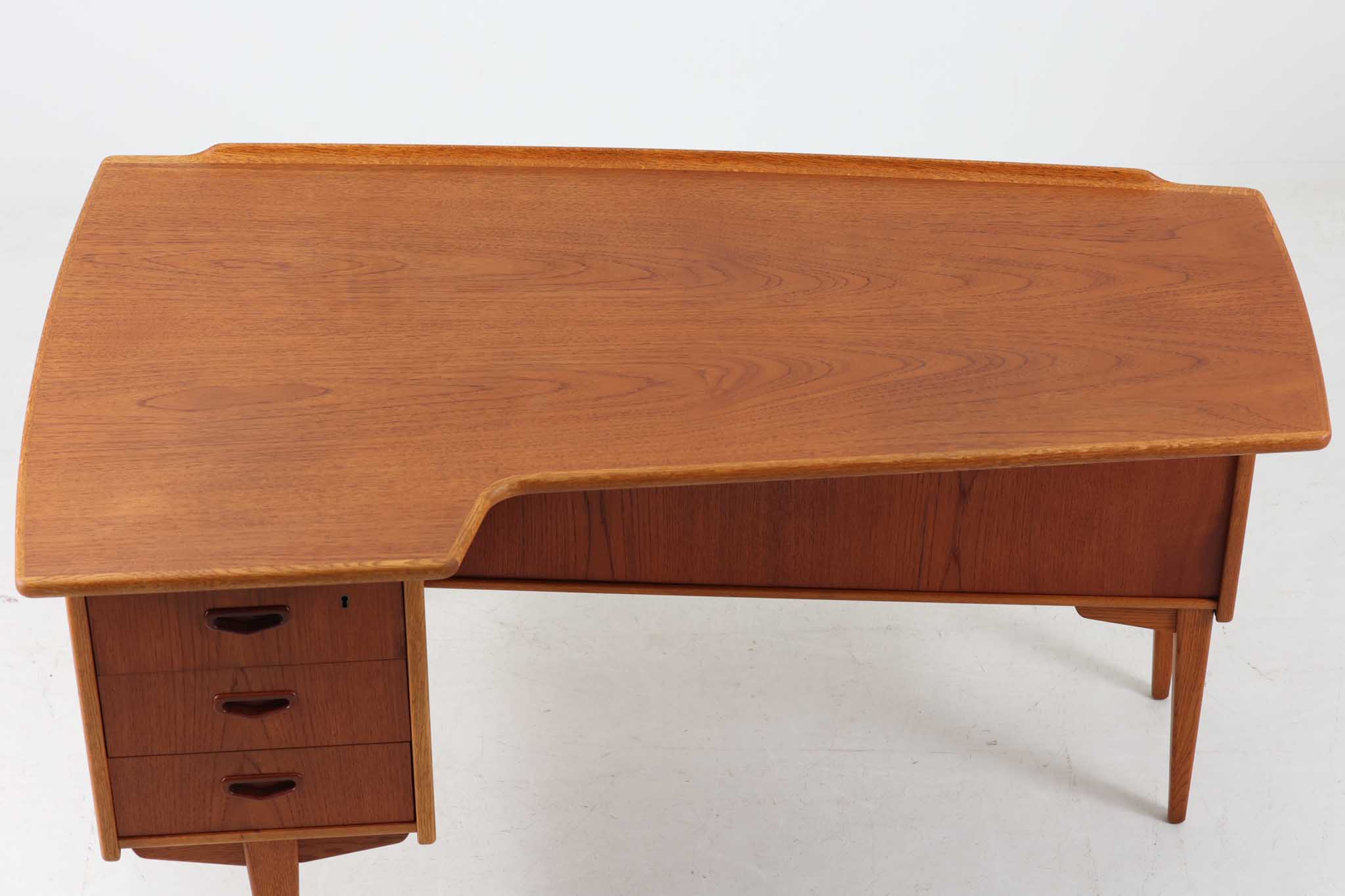 楽天市場】Goran Strand ブーメラン型デスク チーク×オーク材 Lelangs