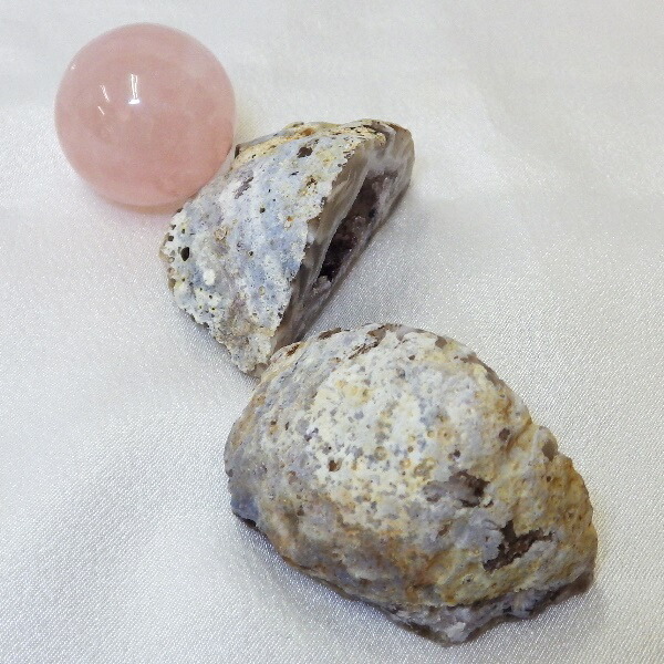 楽天市場】【絆石（きずな石）】ペアめのう(瑪瑙）ジオード原石（重さ2