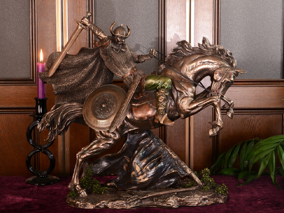 楽天市場】Viking 敵をなぎ倒して進むバイキング像 置物 飾り ブラウン