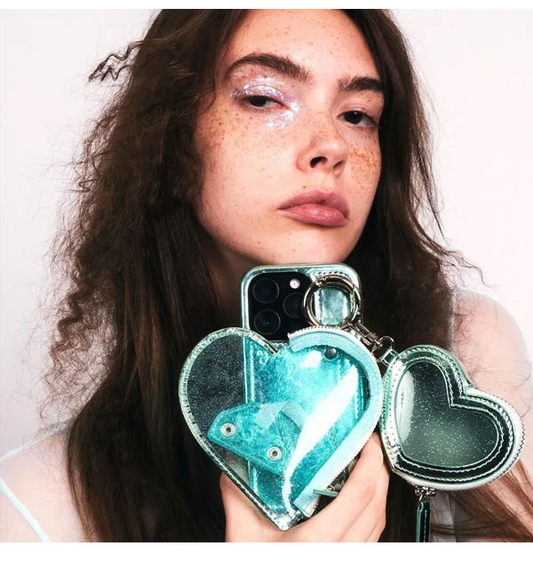 楽天市場】【即納】 エジュー ajew PVC heart planet pouch ハート