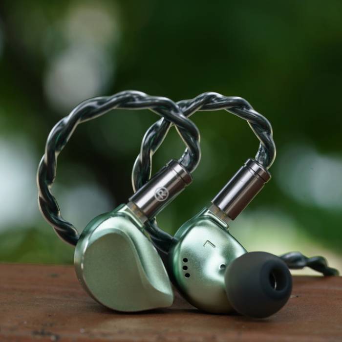 楽天市場】BQEYZ Winter II グリーン 有線イヤホン イヤホン 有線 密閉