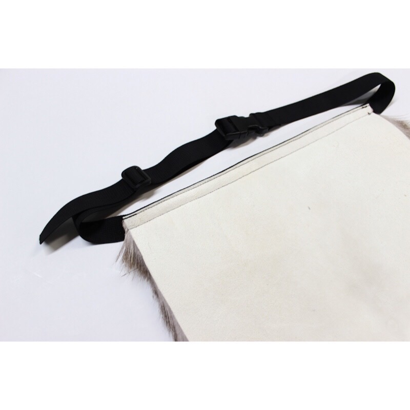 楽天市場】北海道産【エゾシカ尻あて】鹿毛皮 毛付き鹿皮【送料無料