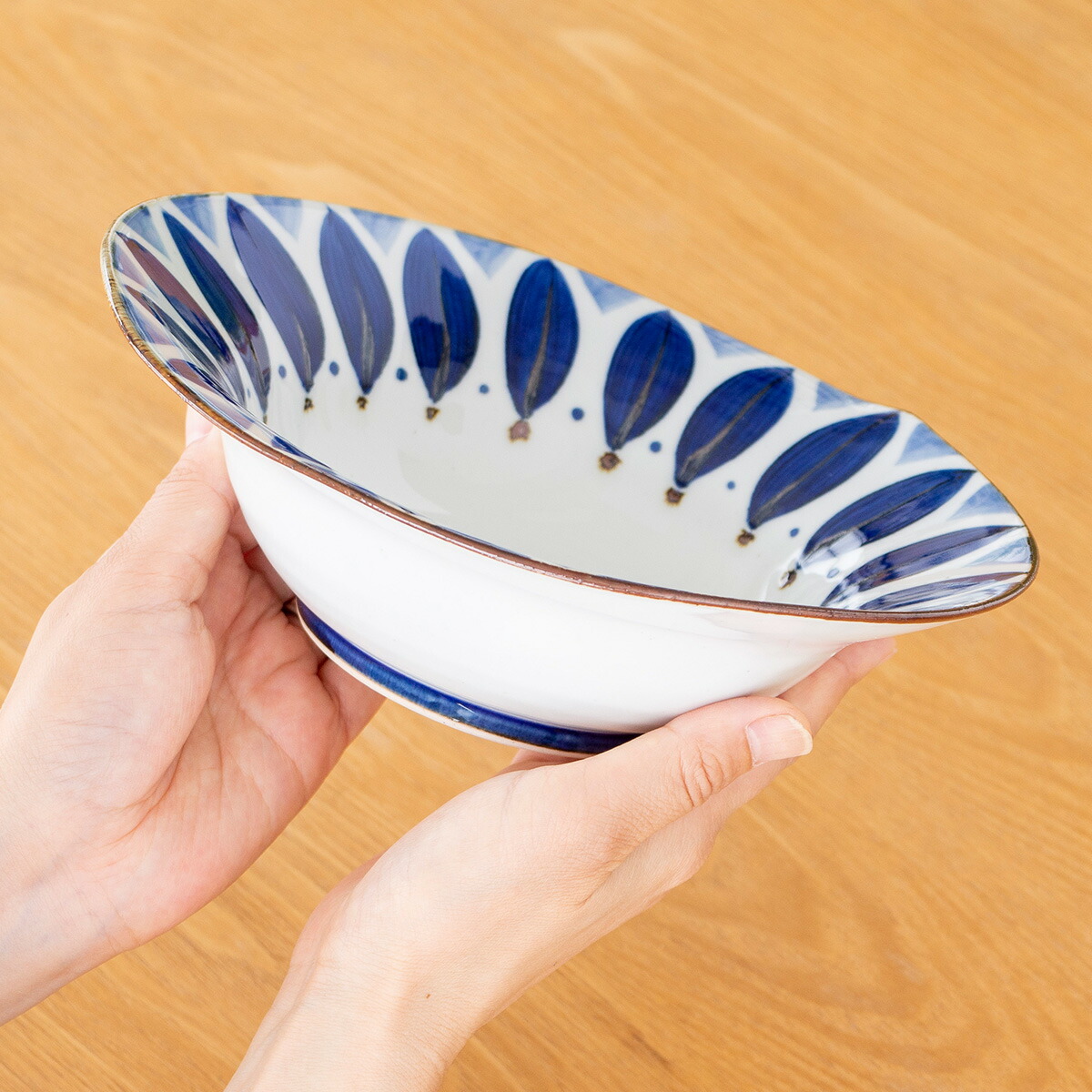 楽天市場】【期間限定SALE】 波佐見焼 翔芳窯 藍の器 変形大鉢 22cm