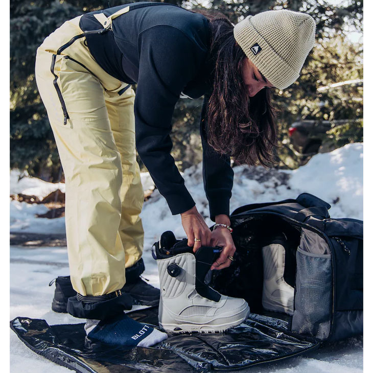 楽天市場】BURTON バートン BAG Burton Flight Attendant 90L Duffel