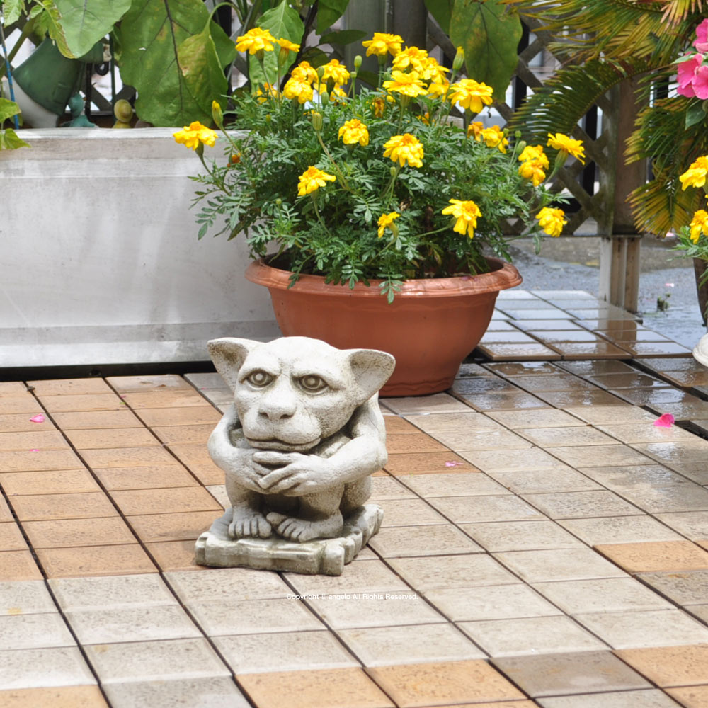 楽天市場】即納 英国製【ビッグイヤー ガーゴイル】ストーン置物【送料