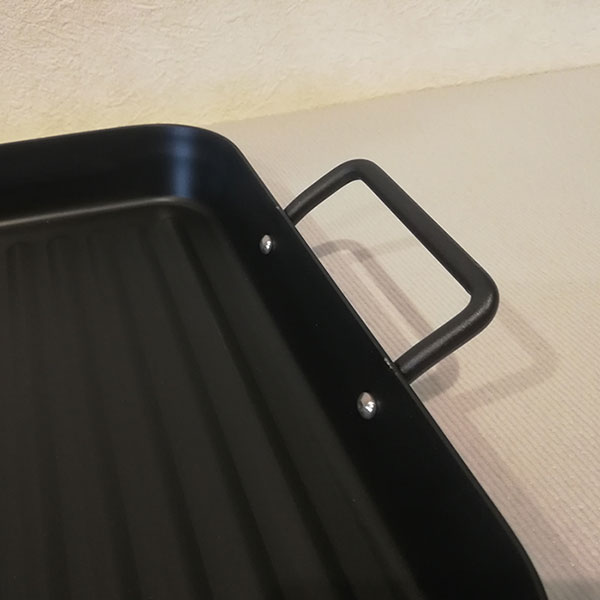 楽天市場】【取寄品】 IHでもガスでも使える鉄製角型プレート 25×25cm