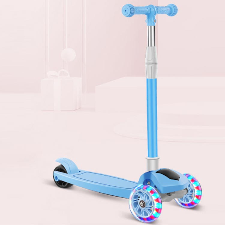 楽天市場】子供用 キックボード 3輪 折りたたみ式 光るタイヤ 座れる