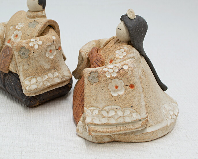 楽天市場】滝上真由美作 陶雛人形 春水 黒台付き 陶人形作家 陶器