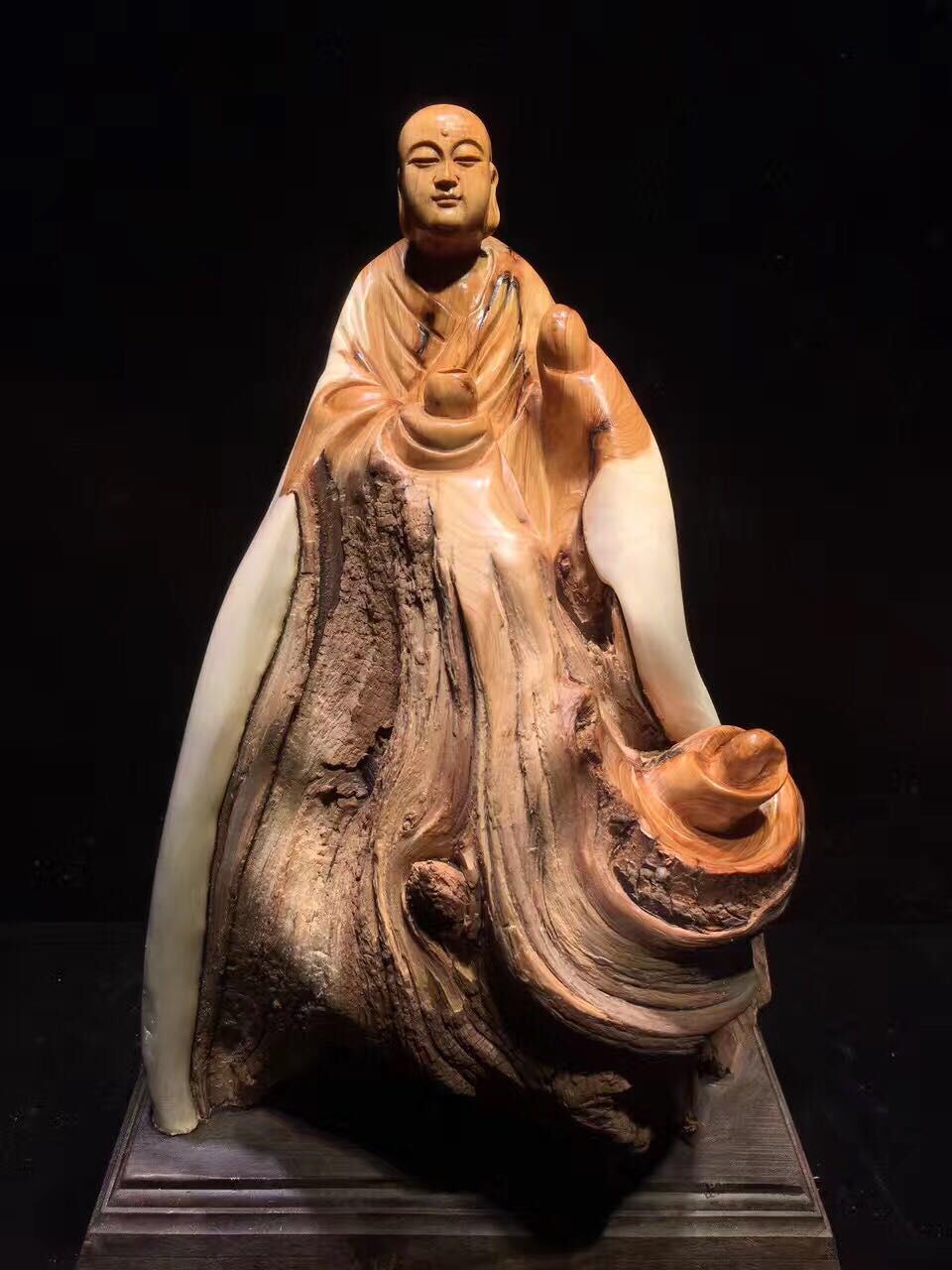 楽天市場】彫刻 崖柏（ヤーバイ） お坊さん 仏像 自然木 銘木 ヤーバイ