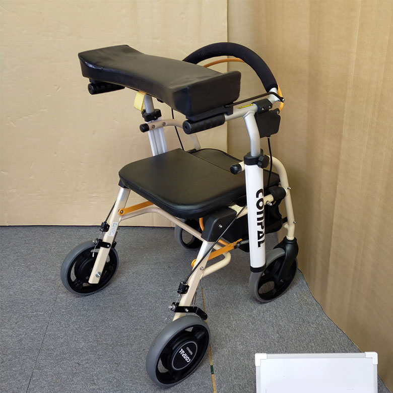 楽天市場】【歩行器 中古 Aランク】ナブテスコ コンパルリハモ NCR-8A