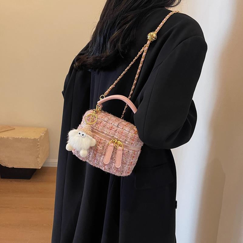 楽天市場】チェーンバッグ 斜めがけ ショルダーバッグ レディース 秋冬