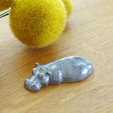 楽天市場】水の中のカバ（大） 置物 フィギュア オブジェ 村中保彦