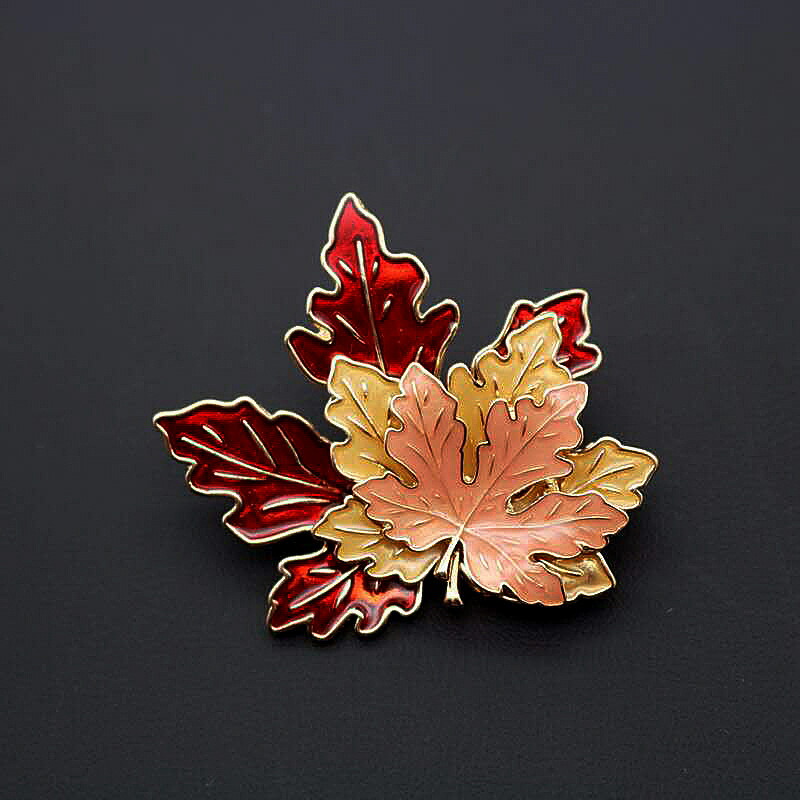 楽天市場】七宝焼き もみじ 紅葉 ブローチ : Aquarius