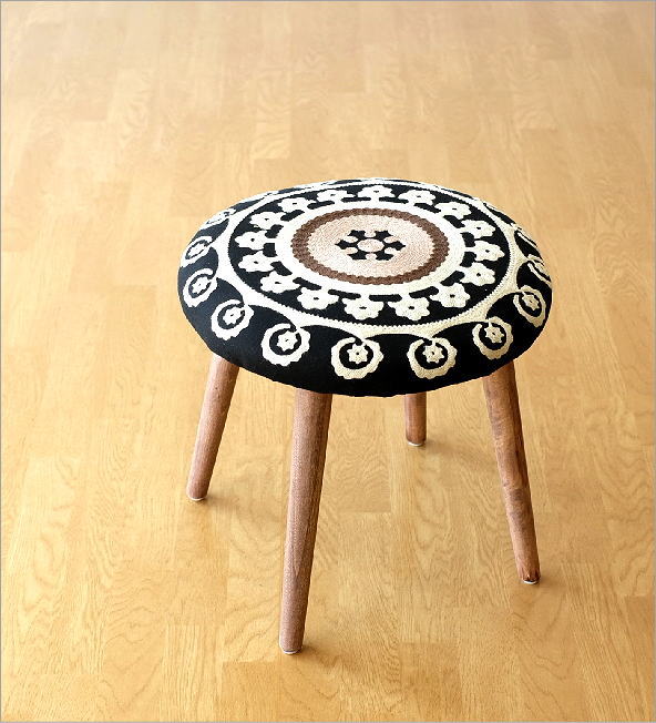 楽天市場】スツール かわいい おしゃれ 刺繍 高さ40cm 低め 木製