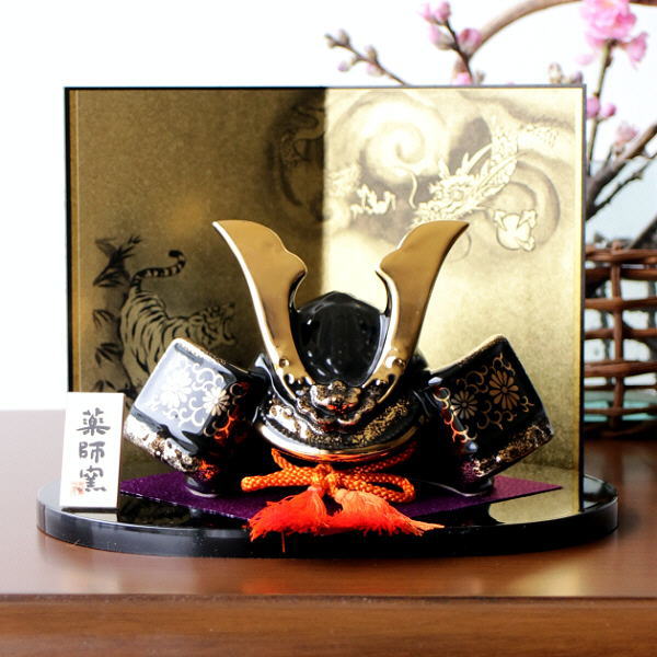 楽天市場】兜 兜飾り 五月人形 コンパクト 陶器 おしゃれ 置物