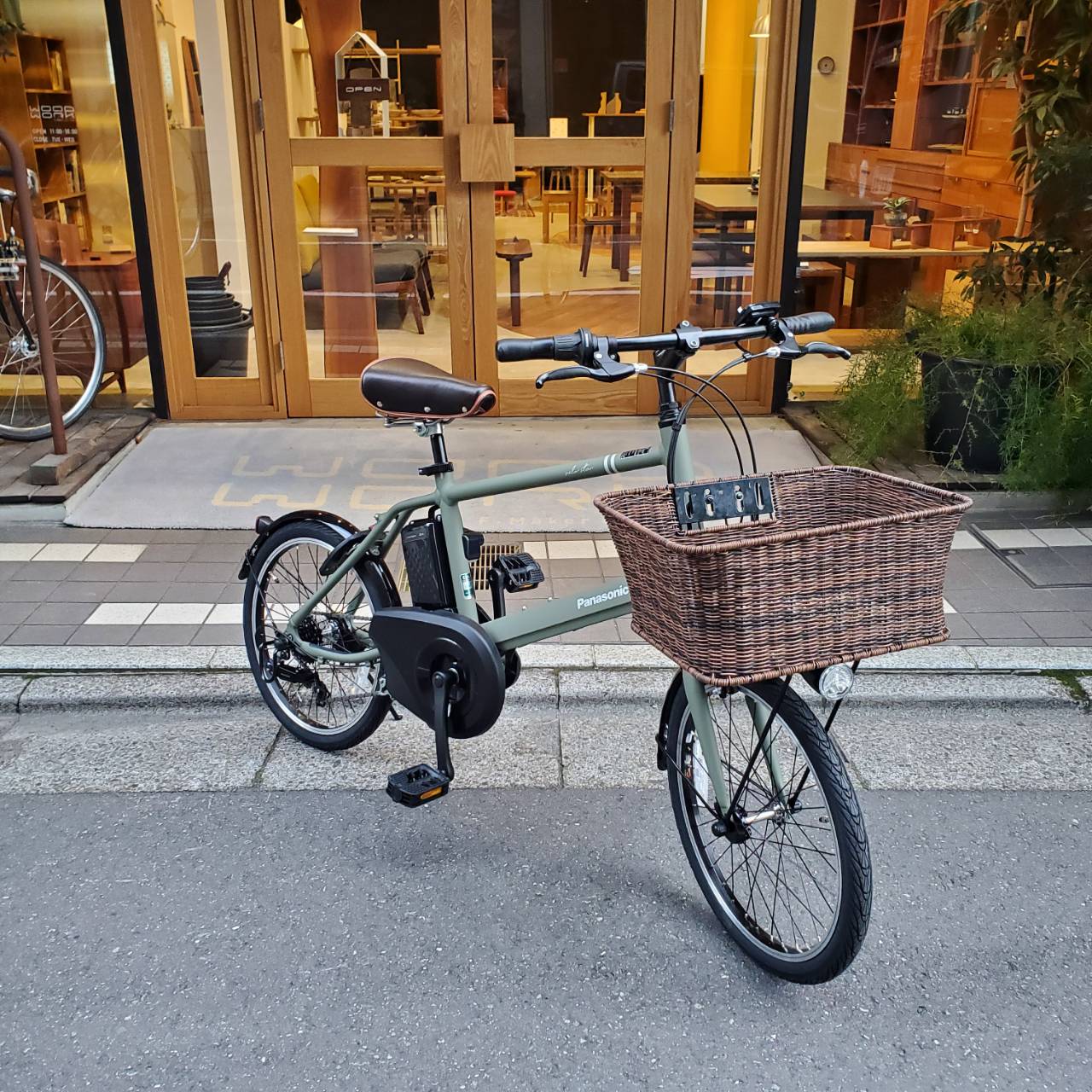 楽天市場】【ラタンバスケット搭載厳選カスタム】VELOSTAR MINI(ベロ