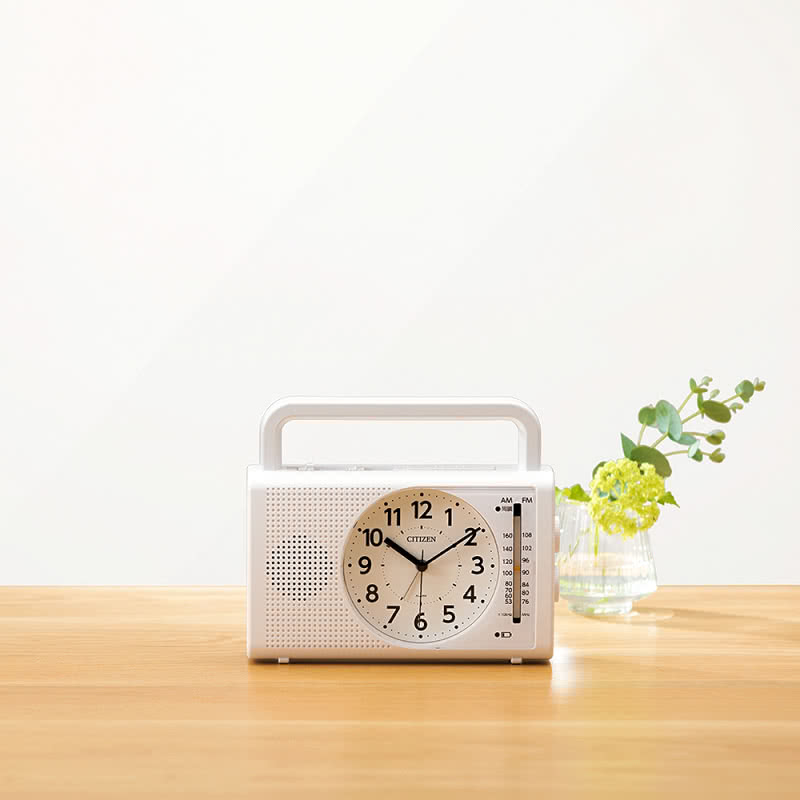 楽天市場】CITIZEN 手回し防災クロック ラジオ 目覚まし時計 ホワイト