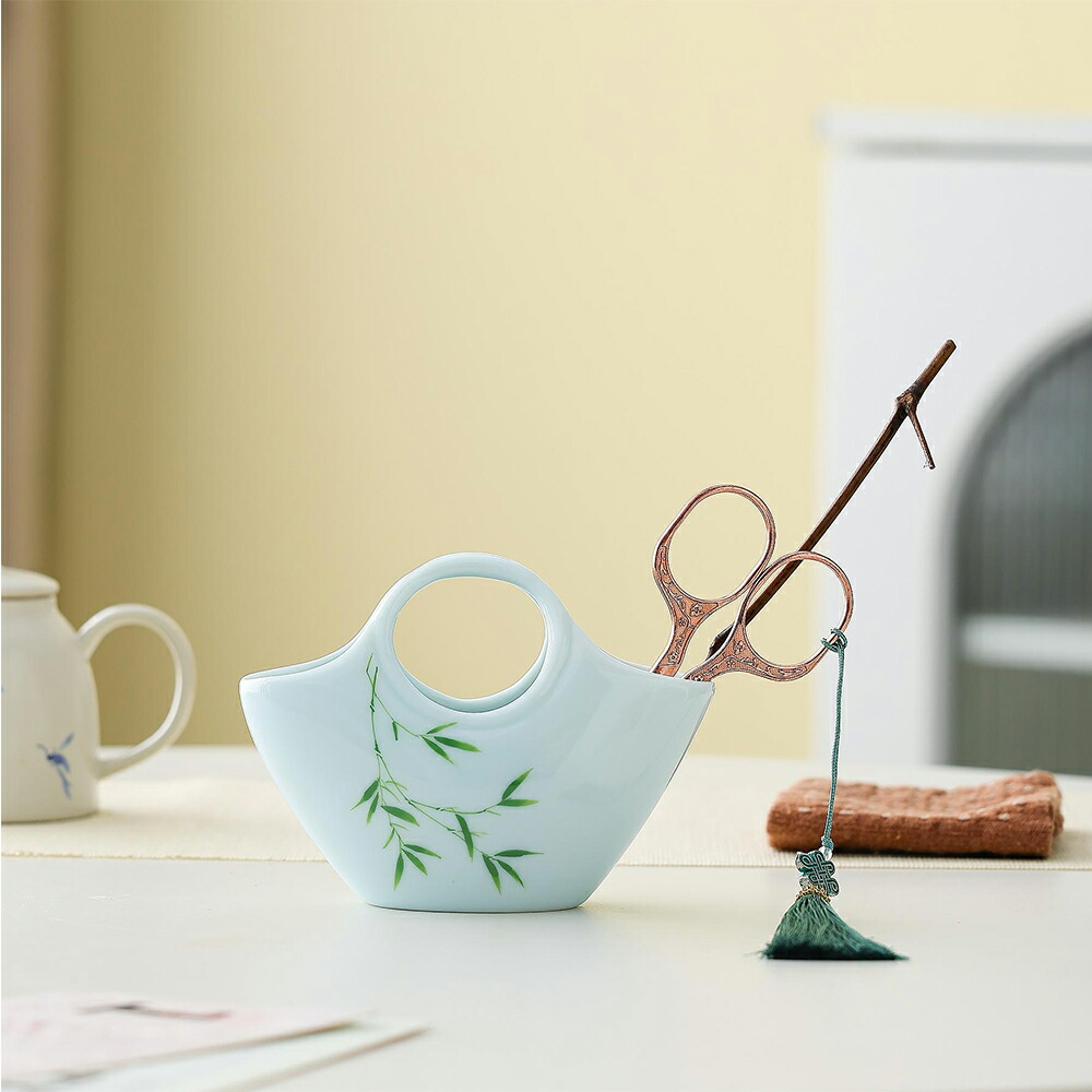 楽天市場】陶磁器 花のバスケット 花入れ 花器 フラワーベース ペン