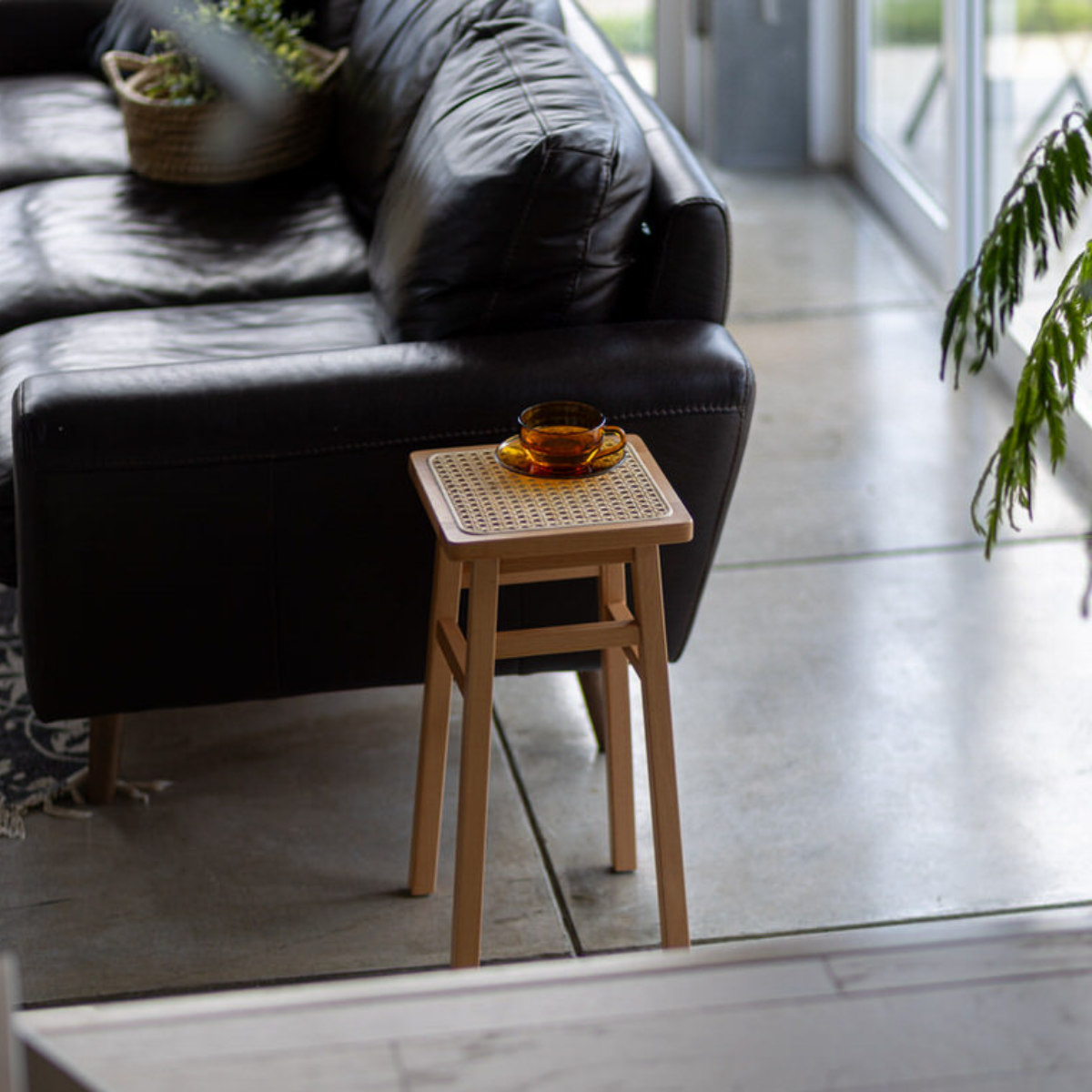 楽天市場】Mash スツール ラタン 高さ45cm 天然木 飾り棚 （ 椅子