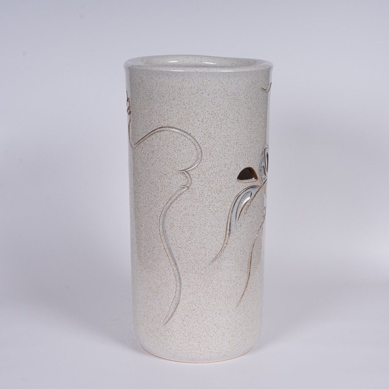 楽天市場】【10%OFF】傘立て 陶器 信楽焼 ぶどう透し彫 (かすみ釉) 傘