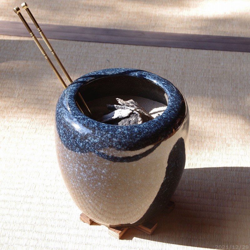 楽天市場】信楽焼 手あぶり火鉢 5点セット 二色生子6号（火ばし穴あり