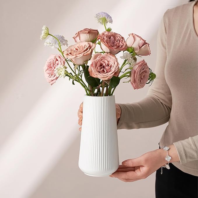 楽天市場】花瓶 フラワーベース 陶器 白 おしゃれ モダン 北欧 花瓶