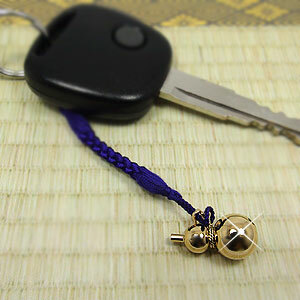 楽天市場】18金 キーホルダー すず 中 ひさご 根付 K18 鈴 携帯